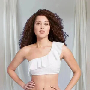 🆕White Ruffle Bikini  Top